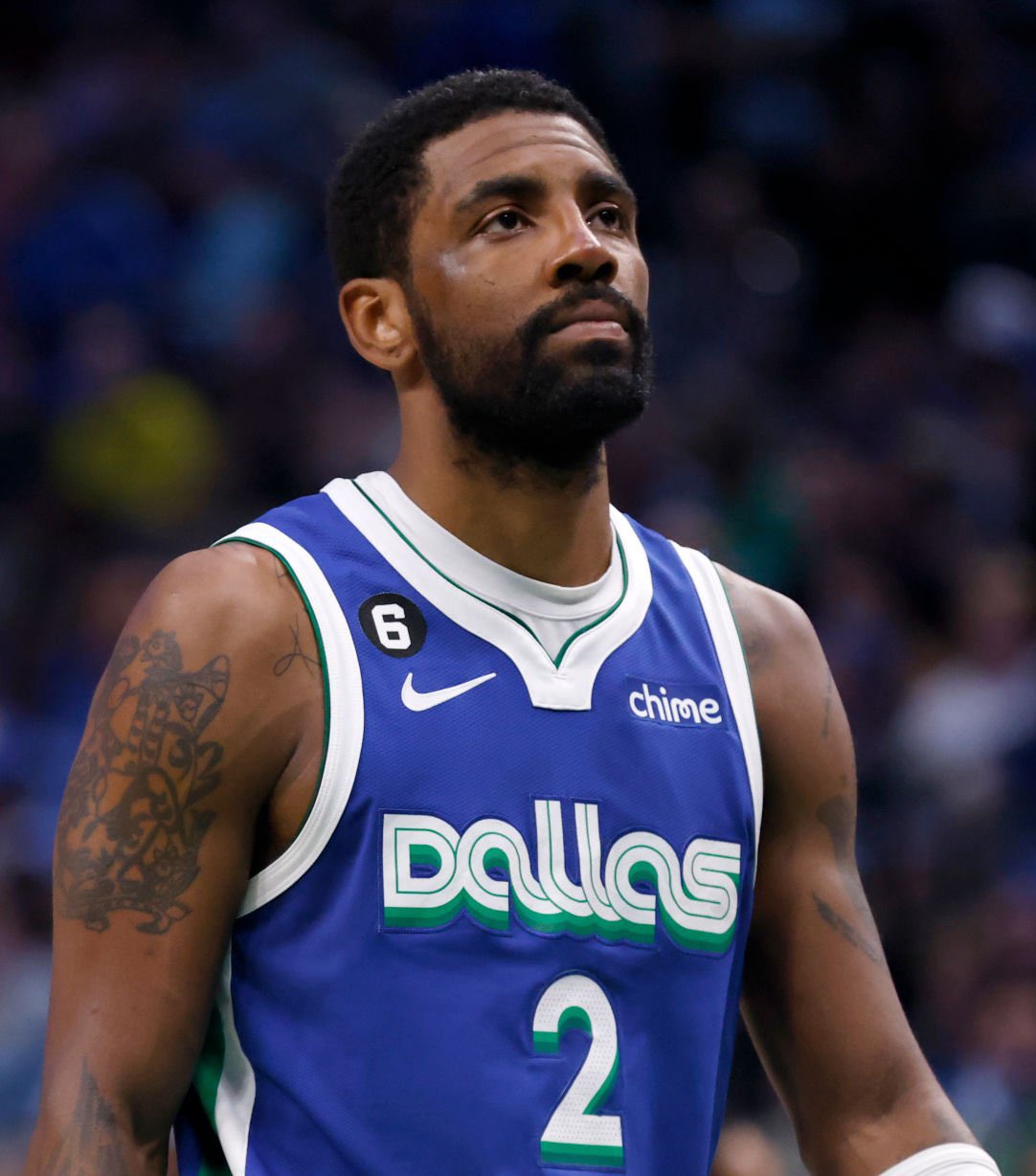 在队中则是 在队中则是